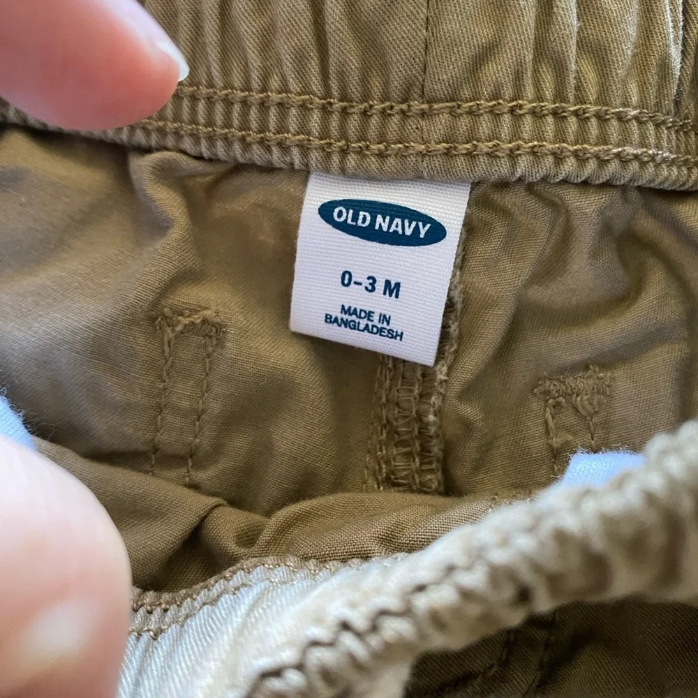 Old Navy Tan Elastic Waist Summer Shorts